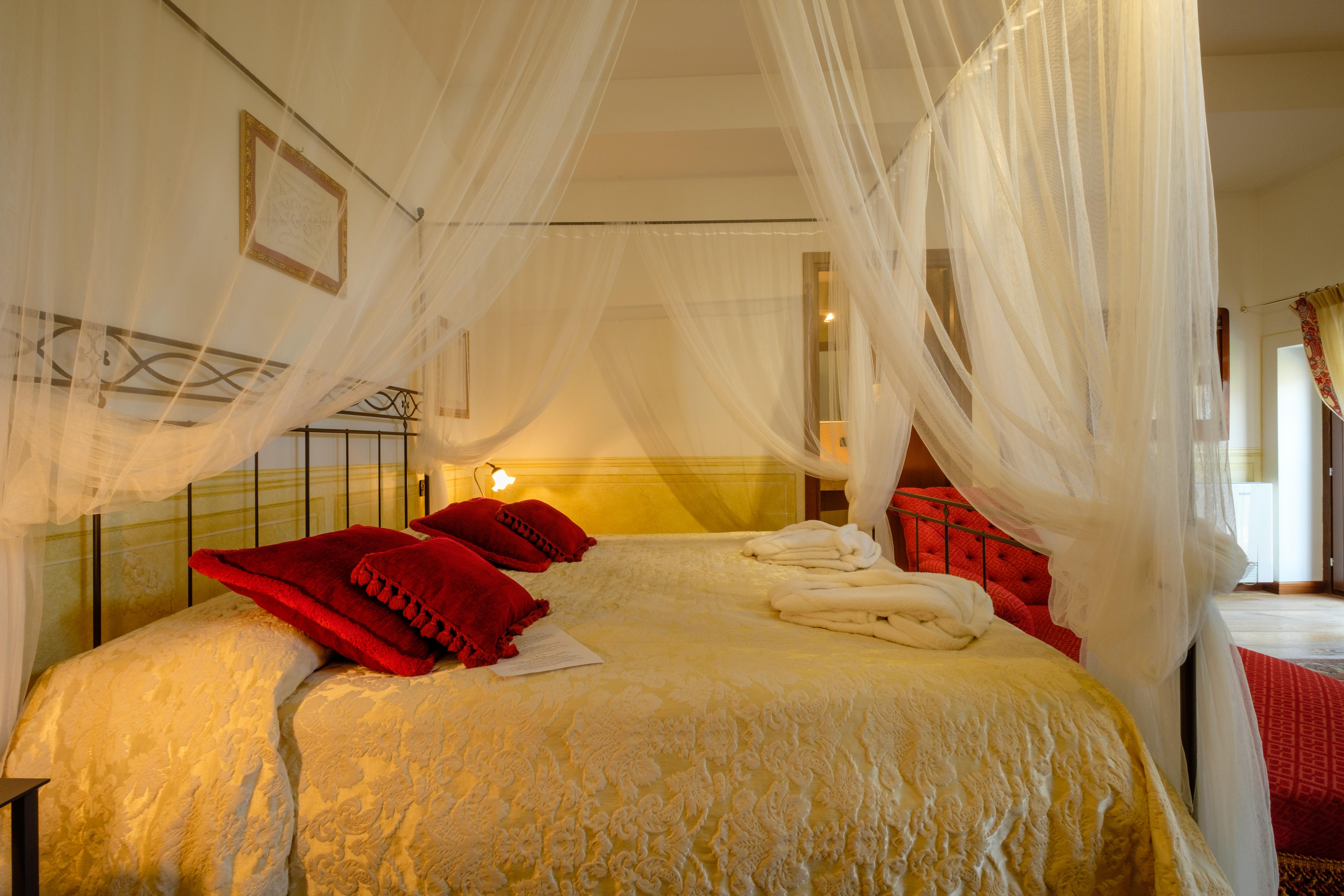 Villa Sostaga Boutique Hotel การ์ญาโน ภายนอก รูปภาพ