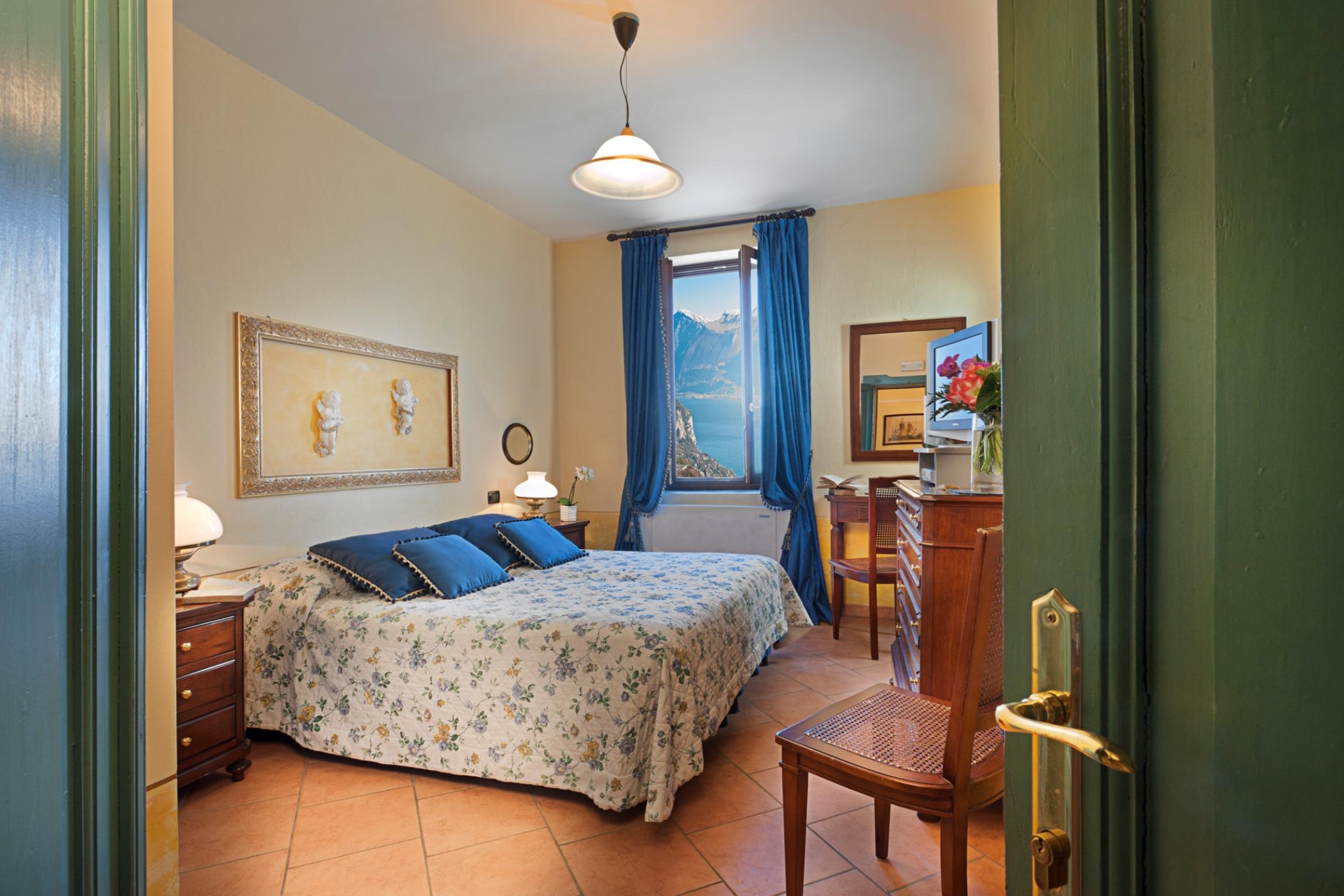 Villa Sostaga Boutique Hotel การ์ญาโน ภายนอก รูปภาพ