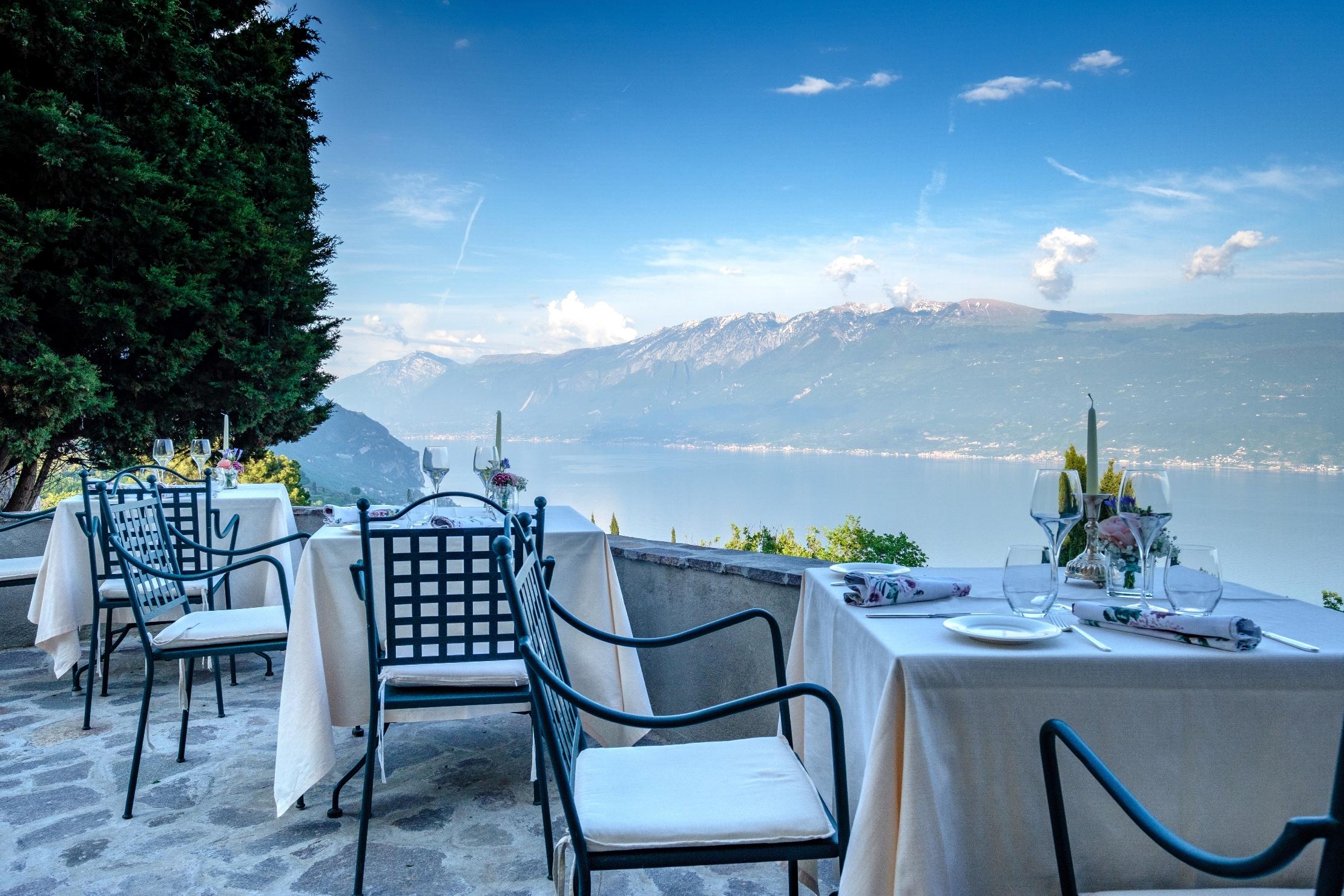 Villa Sostaga Boutique Hotel การ์ญาโน ภายนอก รูปภาพ