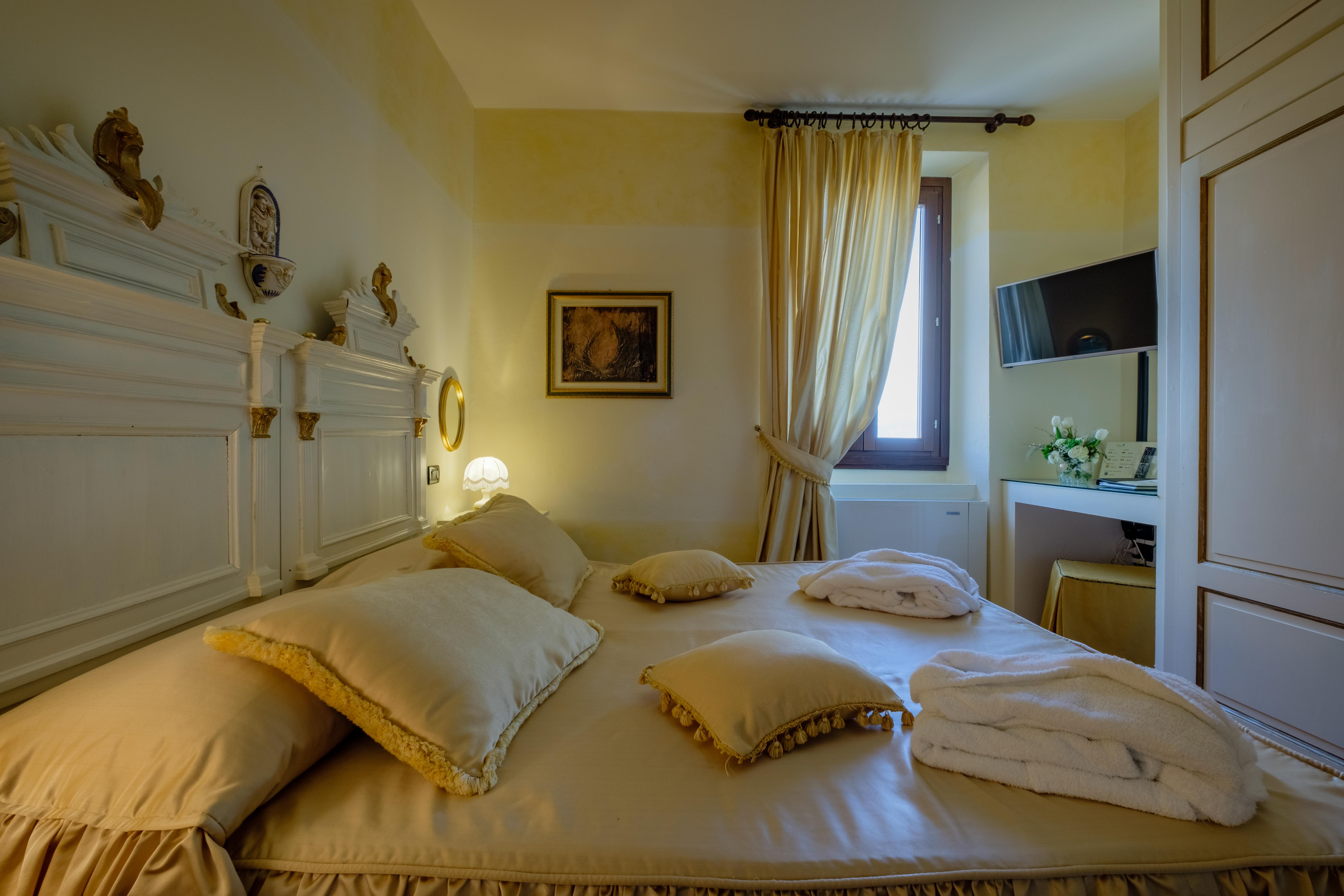 Villa Sostaga Boutique Hotel การ์ญาโน ภายนอก รูปภาพ