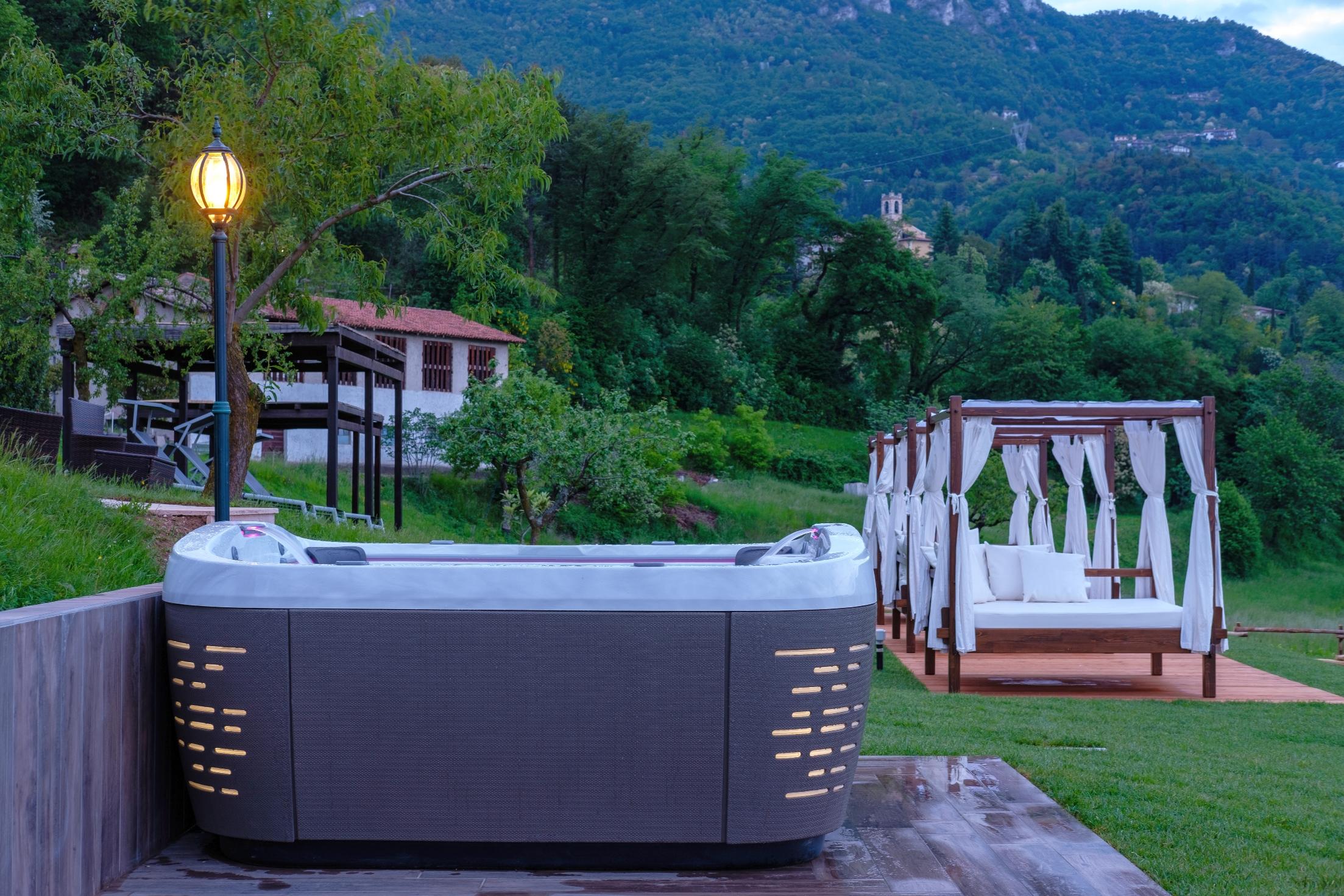 Villa Sostaga Boutique Hotel การ์ญาโน ภายนอก รูปภาพ