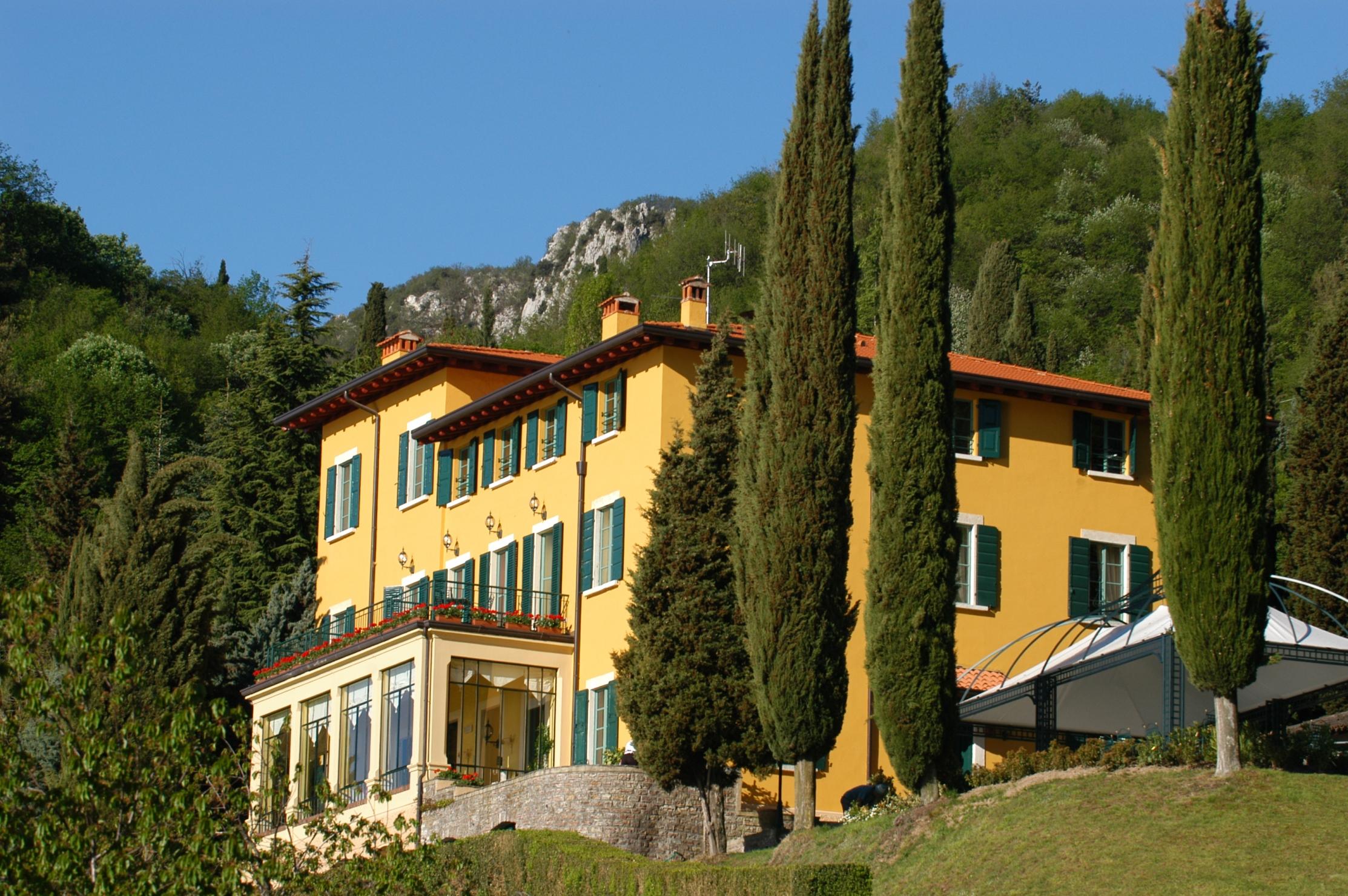 Villa Sostaga Boutique Hotel การ์ญาโน ภายนอก รูปภาพ